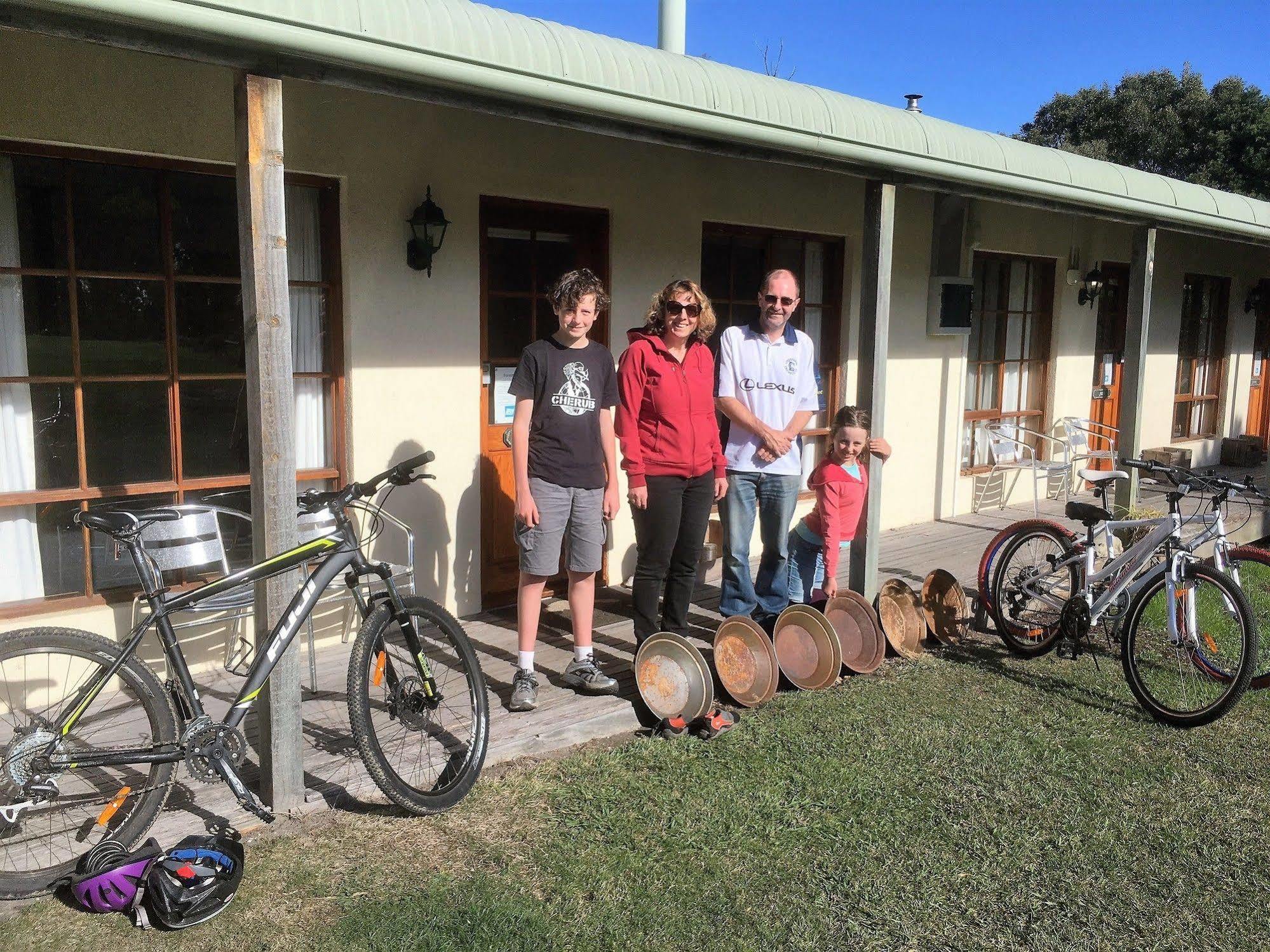 Platypus Park Country Retreat Villa Bridport Eksteriør billede